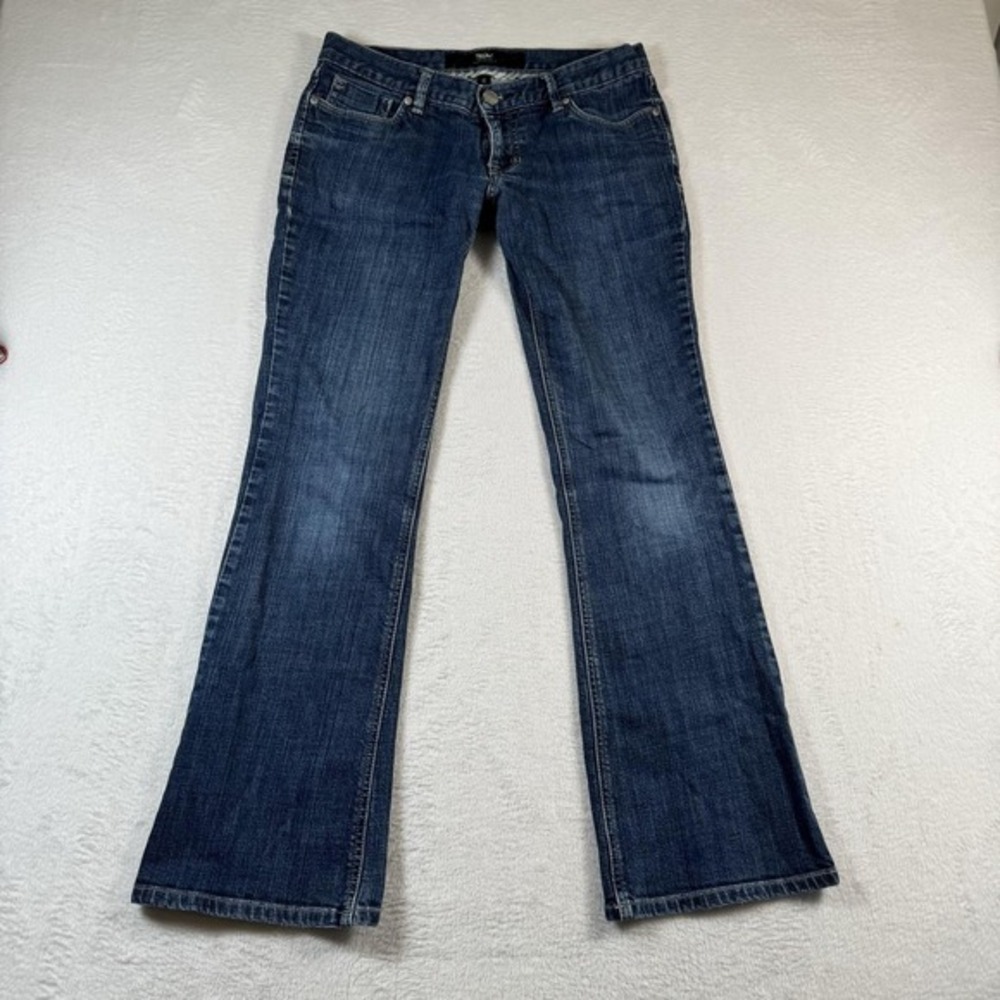 Mossimo Premium Denim Jeans Womens 6 Blue flare Medium Wash Mid Rise Bootcut